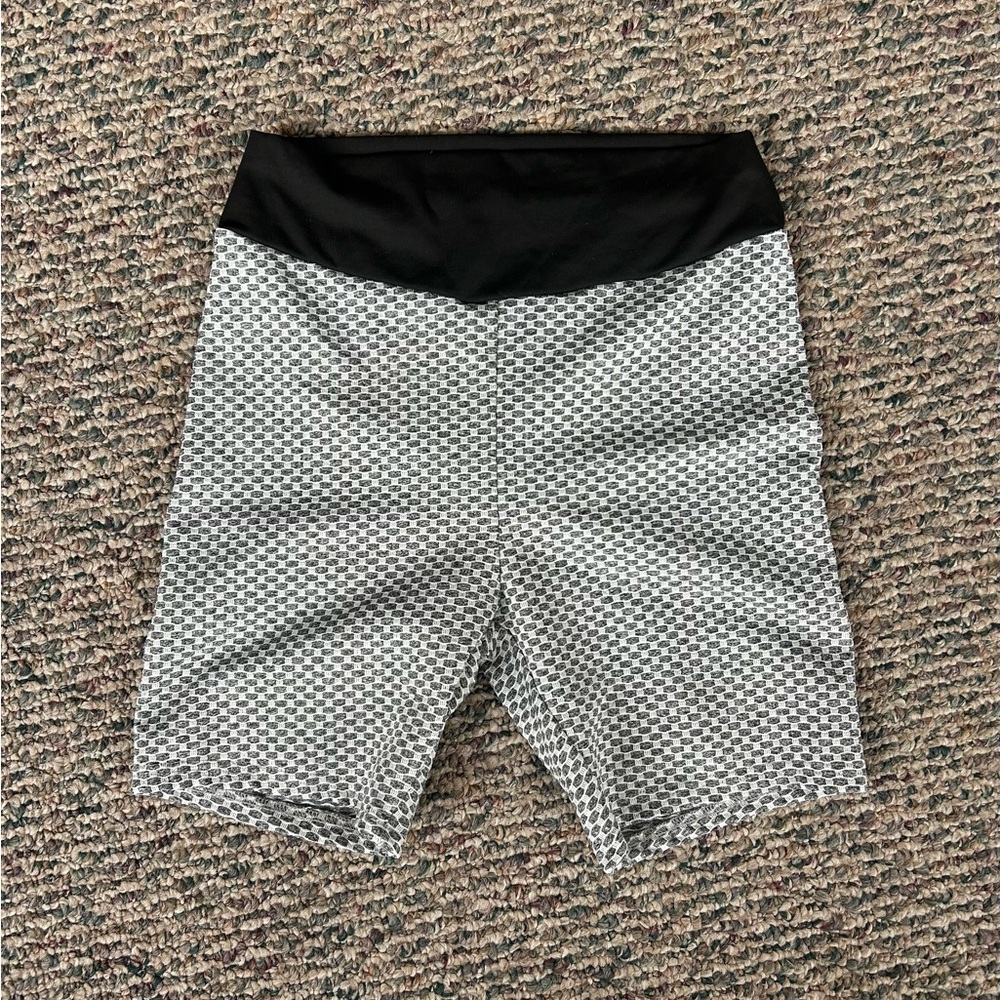 Black Waistband Grey Patterned Bike Shorts